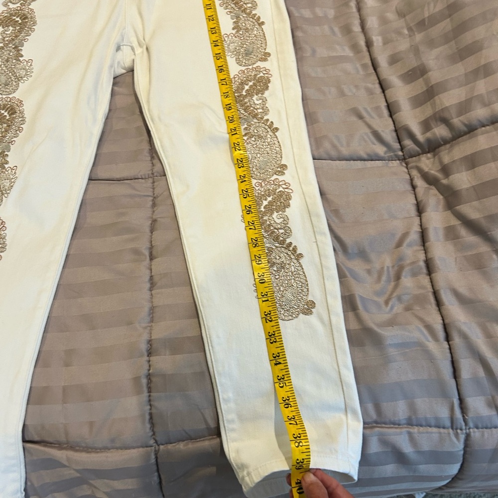 Women's Embroidered White and Gold Jeans - Picture 5 of 8